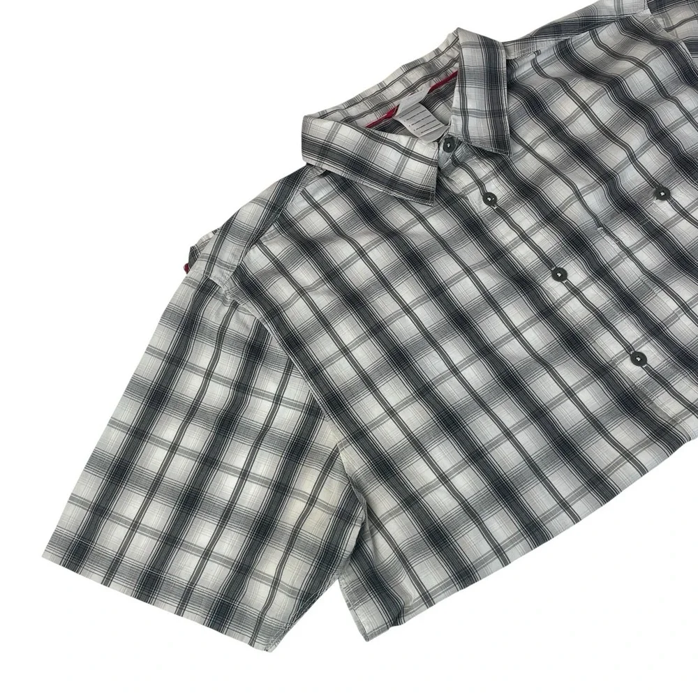 The North Face Men's Plaid Short Sleeve Button Down (LG)‎ Outdoor
